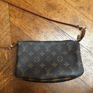 Shoulder Troutteur Long Strap Louis Vuitton bag